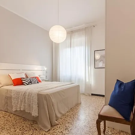 - Casa Mi Con Ascensore Lerici